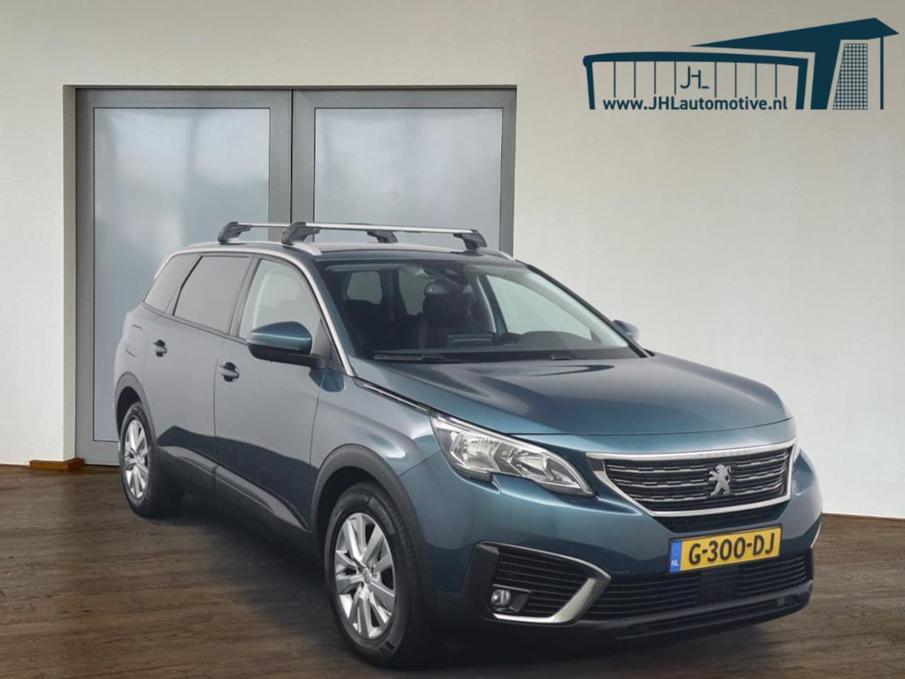 Peugeot 5008 - 1.2 PureTech Executive*AUTOMAAT*HAAK*7P*CRUISE* - AutoWereld.nl