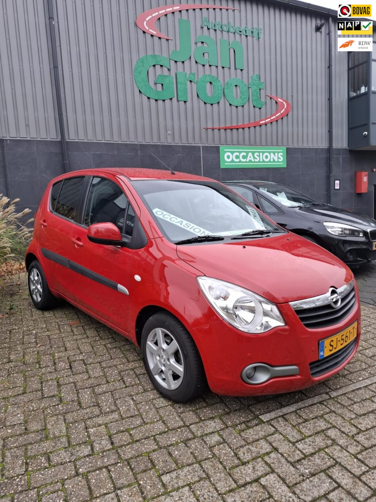 Opel Agila - 1.2 Edition Automaat , parkeersensoren - AutoWereld.nl