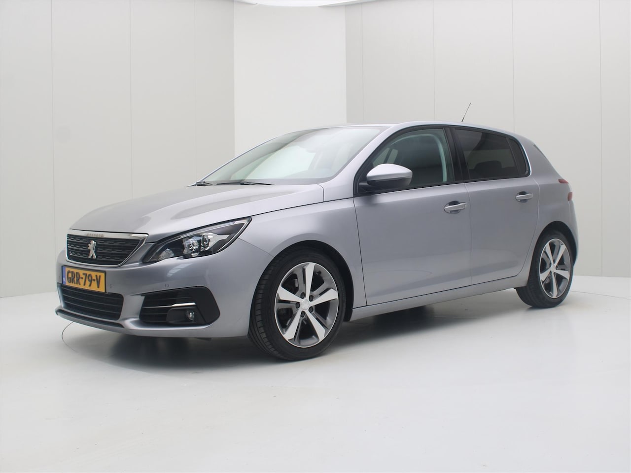 Peugeot 308 - 1.2 PureTech 130pk EAT8 Active [ NAVI+CRUISE+CAMERA+PDC V/A+CLIMATE ] - AutoWereld.nl