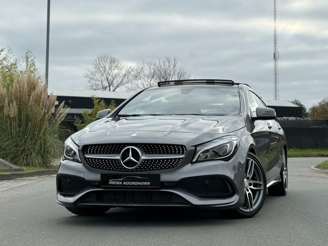 Mercedes-Benz CLA-klasse Shooting Brake - 200 AMG|Panoramadak|Camera|Stoelverwarming|Sfeerverlichting|AppleCarplay - AutoWereld.nl