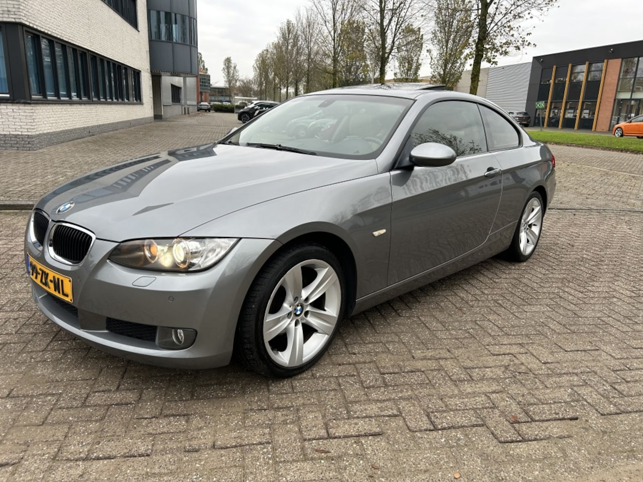 BMW 3-serie Coupé - 320i Executive XENON/NAVI/PDC/LEER/NAP! - AutoWereld.nl