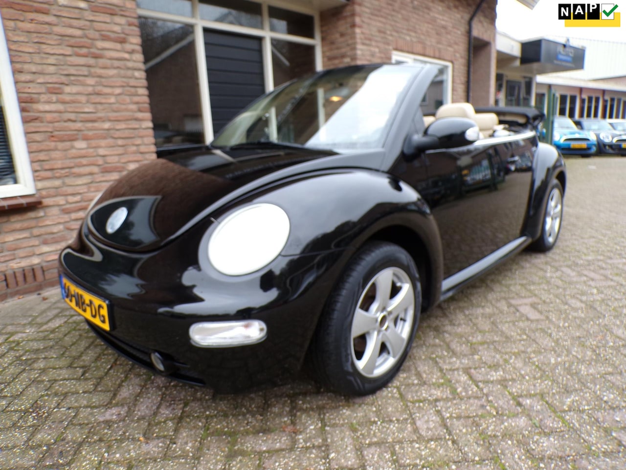 Volkswagen New Beetle Cabriolet - 2.0 Leder - AutoWereld.nl