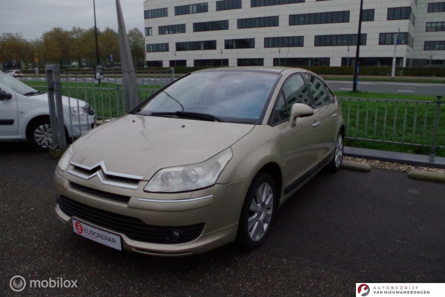 Citroën C4 - 2.0-16V Exclusive 2.0-16V Exclusive - AutoWereld.nl