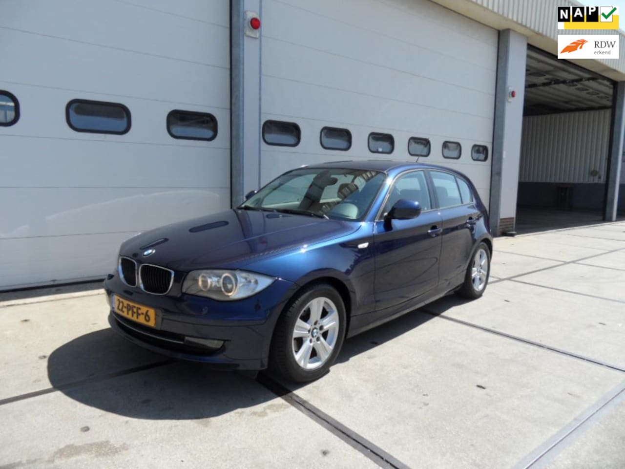 BMW 1-serie - 116i EffDyn. Ed. Business Line Ultimate Edition +Leder - AutoWereld.nl