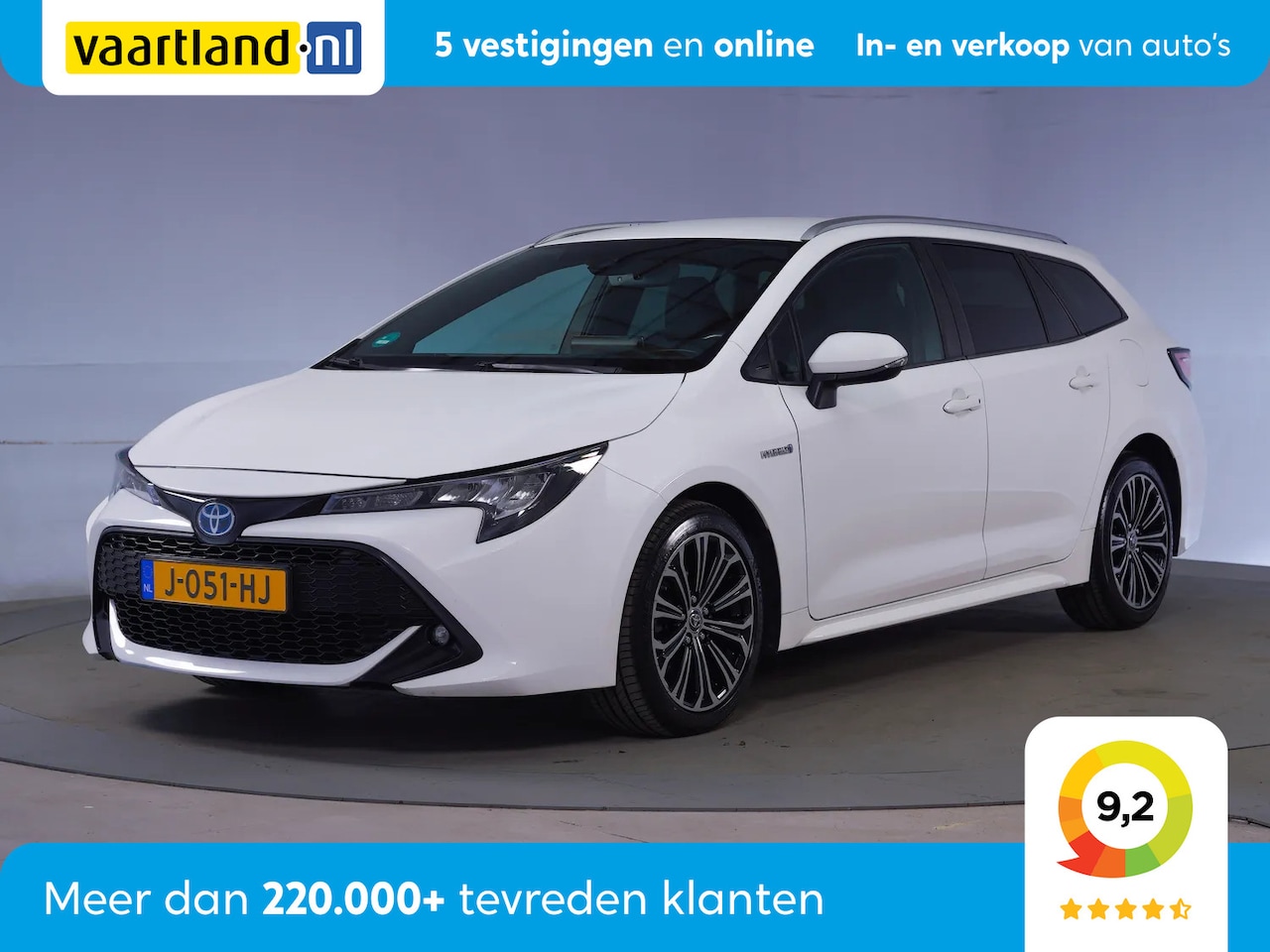 Toyota Corolla Touring Sports - 1.8 Hybrid Dynamic [ Keyless Nav Camera Adaptive cruise ] - AutoWereld.nl