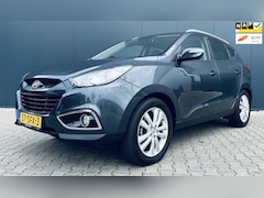 Hyundai ix35 - 2.0i 4WD i-Catcher Airco cruise Pano Navi Trekhaak