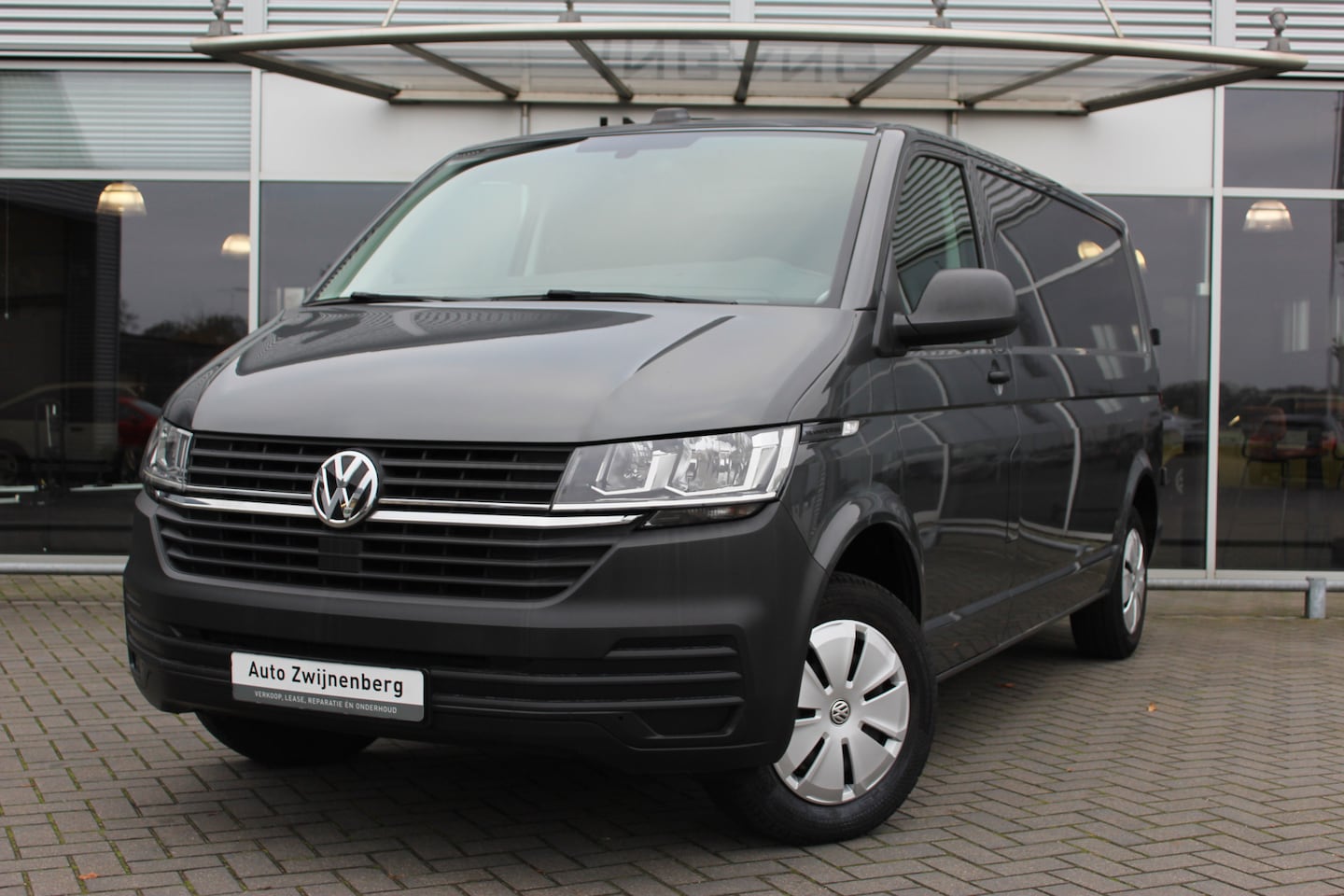 Volkswagen Transporter - 2.0 TDI L2H1 28 Economy Business | Cruise | Carplay | - AutoWereld.nl