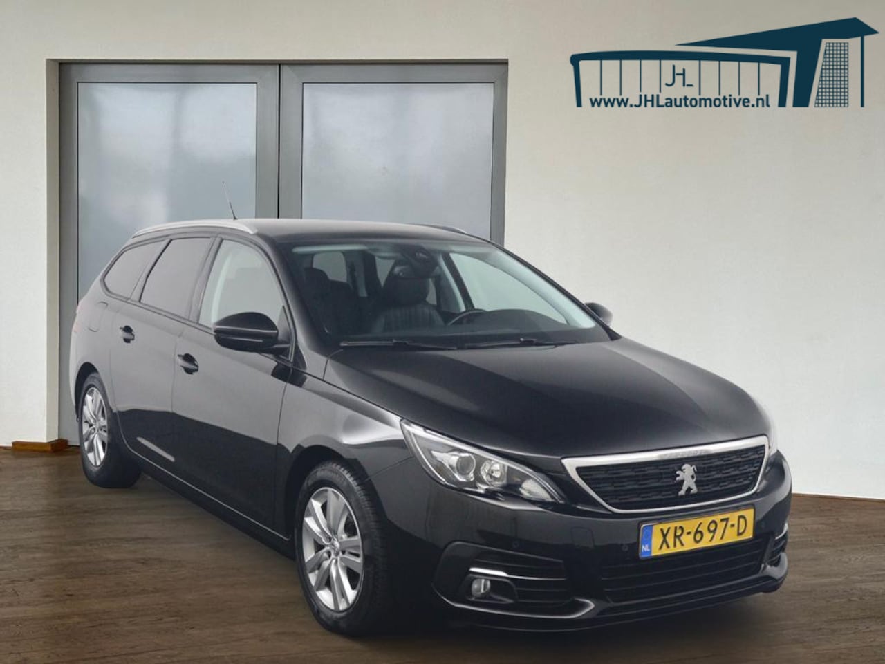 Peugeot 308 SW - 1.2 PureTech Executive*LEER*PANO*CRUISE*NAVI* - AutoWereld.nl