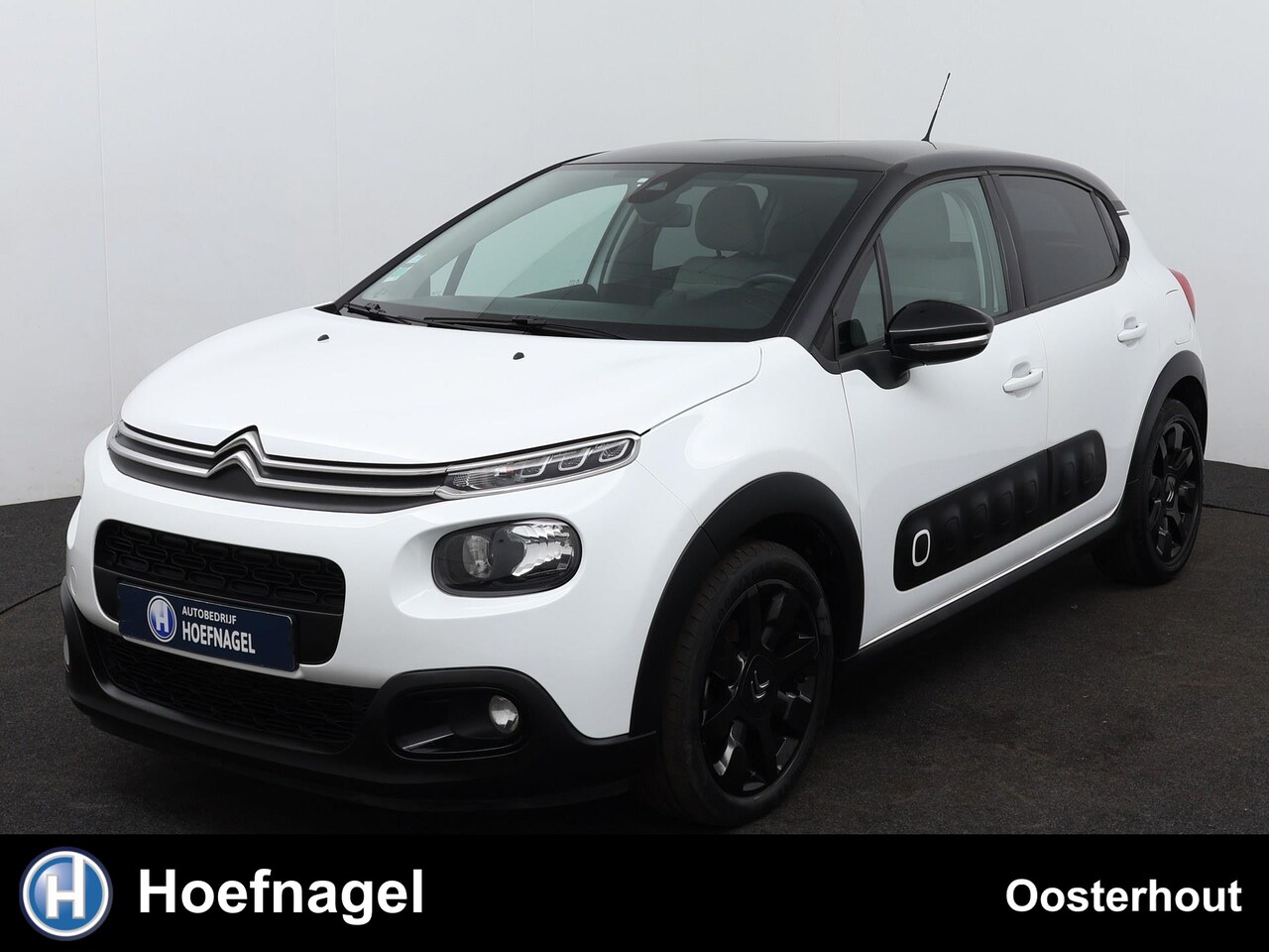 Citroën C3 - 1.2 PureTech S&S Shine Automaat | Navigatie | Apple CarPlay | Parkeersensoren - AutoWereld.nl