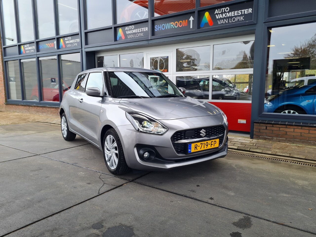 Suzuki Swift - 1.2 DualJet 83pk Hybr Select Camera Carplay Navi Dab All-in prijs + 12 mnd garantie! - AutoWereld.nl