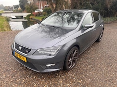 Seat Leon - 2.0 TDI FR AUTOMAAT . WOLF IN SCHAAPSKLEREN