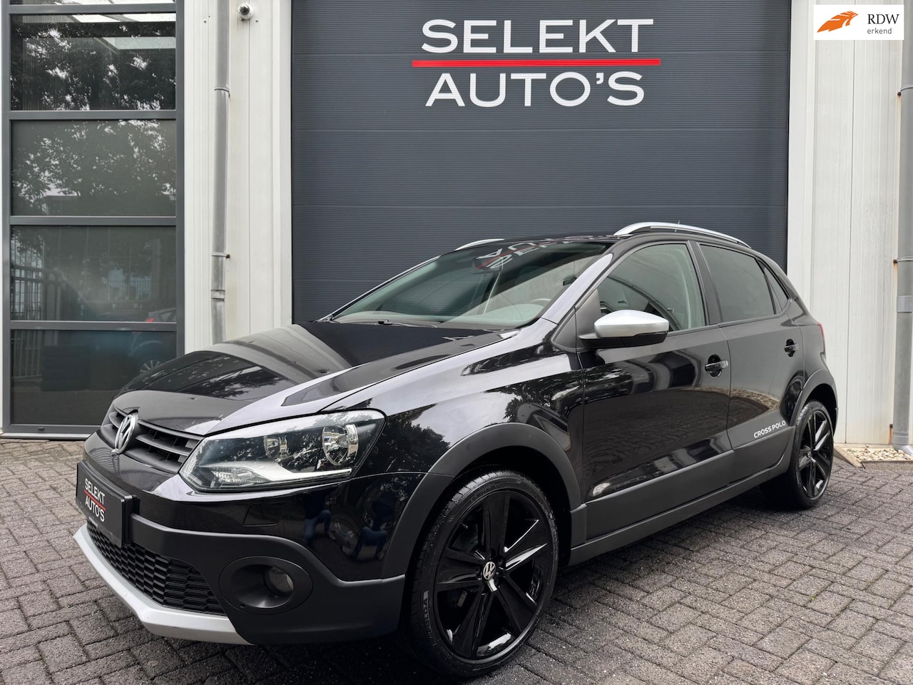 Volkswagen Polo - 1.2 TSI Cross 105 Pk Airco/Navigatie/Stoelverwarming/17 Inch/Elekt Ramen/Elekt Spiegels/RN - AutoWereld.nl