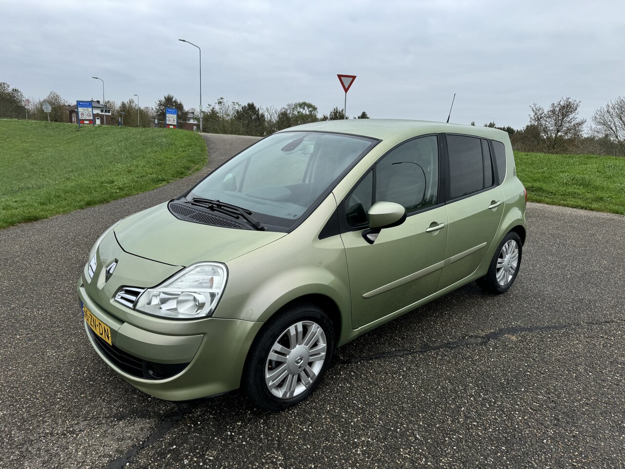 Renault Grand Modus - 1.6-16V Dynamique 1.6-16V Dynamique - AutoWereld.nl