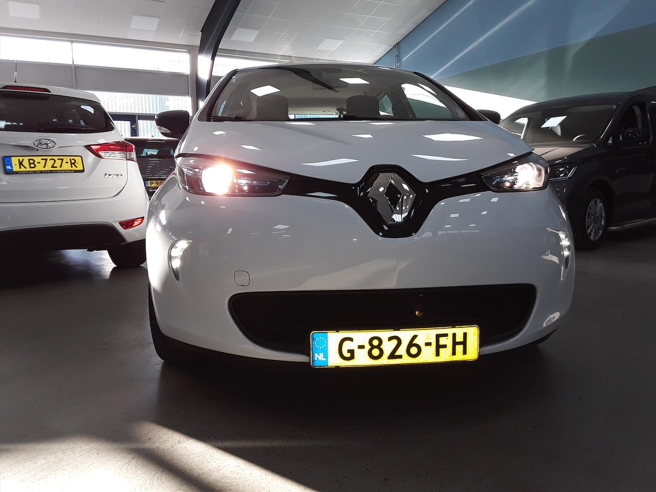 Renault Zoe - R90 92pk Life Koop Accu ! PDC/Keyloss - AutoWereld.nl