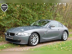 BMW Z4 Coupé - 3.0si Executive H6 NAV 155dkm Stratus Grau