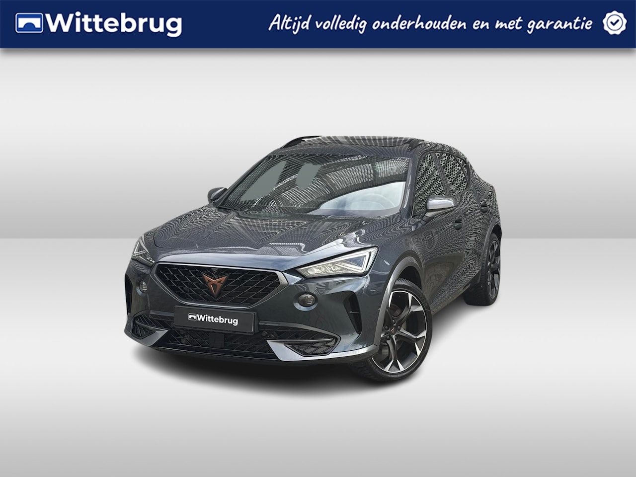 CUPRA Formentor - 1.4 e-Hybrid 245PK VZ Performance / 19" LMV / Panoramadak / Super Sportstuur / 360 Camera - AutoWereld.nl