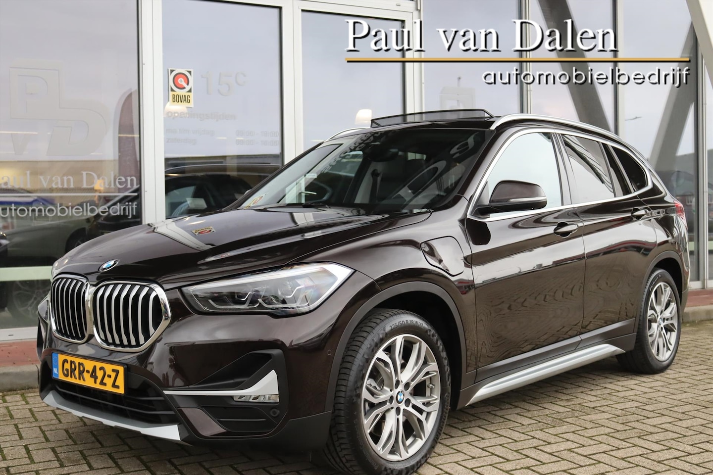 BMW X1 - (f48) XDRIVE25e 220PK AUTOMAAT EXECUTIVE X-LINE Panodak | Navi | Keyless | Adapt.Cruise | - AutoWereld.nl