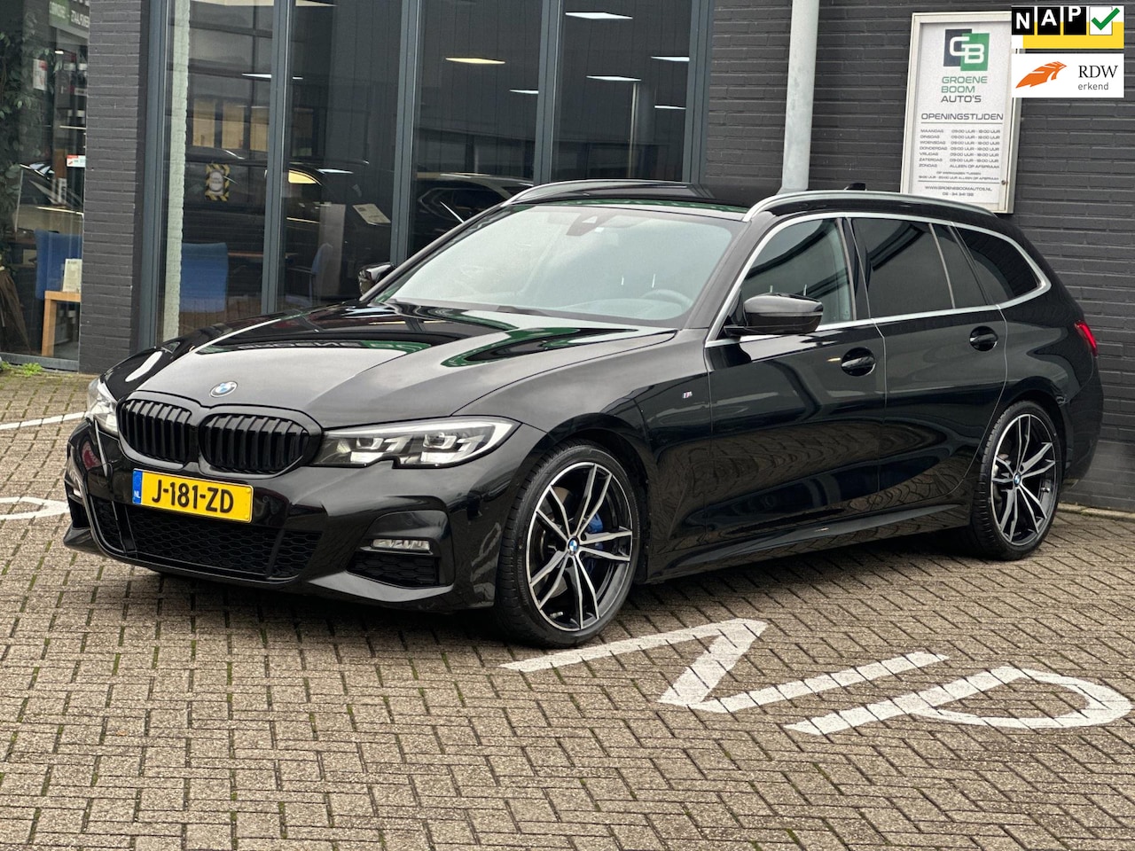 BMW 3-serie Touring - 330i Executive Edition/M-PAKKET/CAMERA/NAVI/LED/NL-AUTO NAP!! - AutoWereld.nl