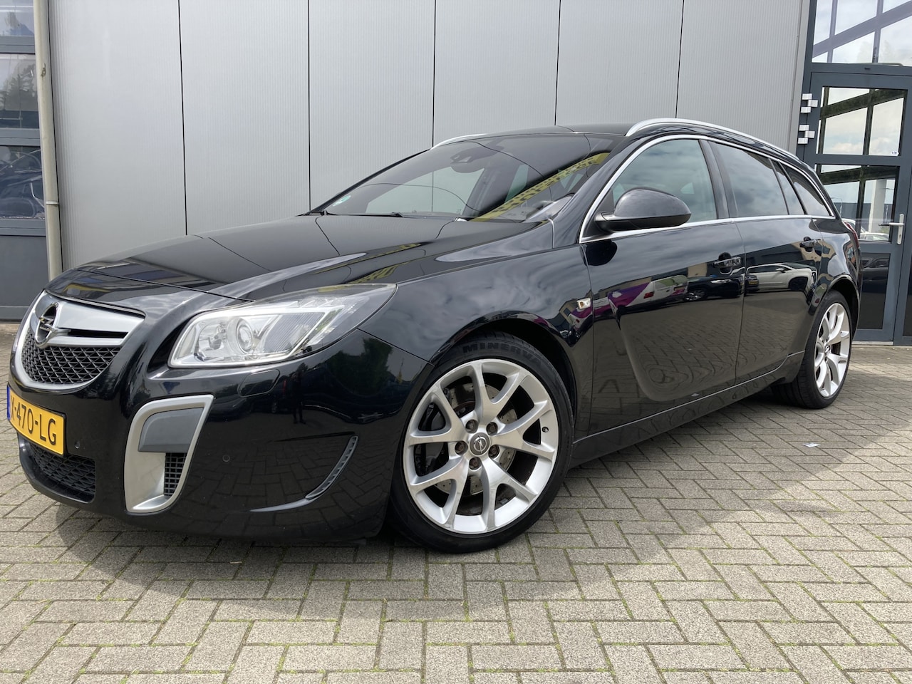 Opel Insignia Sports Tourer - 2.8 T OPC 4x4 325 PK! | Automaat met stuurfilppers | Leer | Trekhaak - AutoWereld.nl