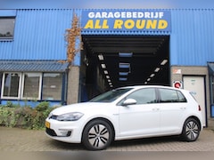 Volkswagen Golf - E edition navigatie adaptief cruise park pilot winterset NAP