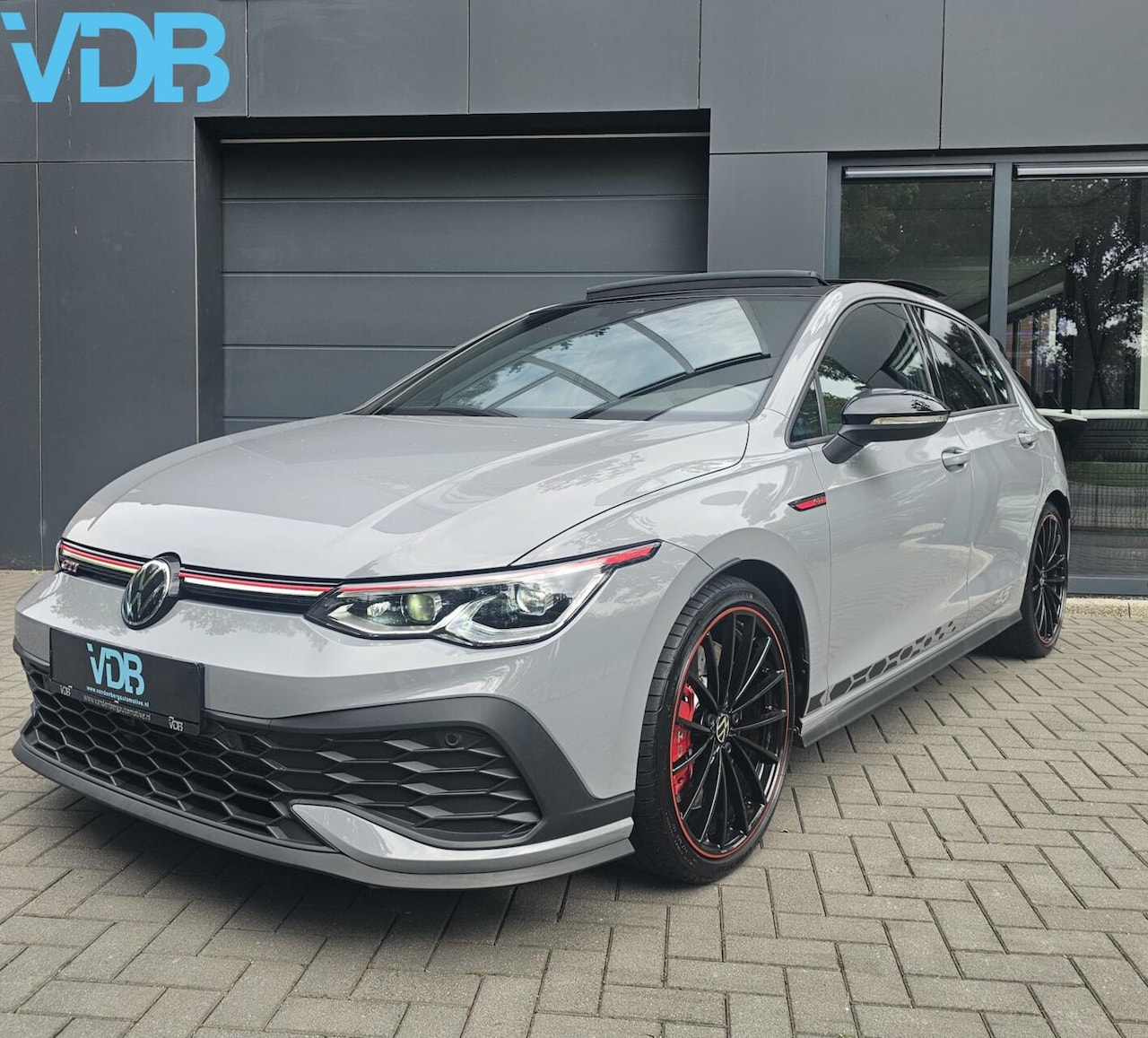 Volkswagen Golf - 2.0 TSI GTI Clubsport 45 AKRAPOVIC MONDSTEIN - AutoWereld.nl