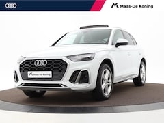 Audi Q5 - 50 TFSIe 300pk S-tronic S edition · Panoramadak · P-Sensoren · Elek. Trekhaak · Smartphone