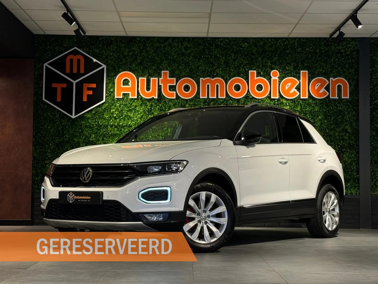 Volkswagen T-Roc - 1.5 TSI Sport R 150 PK - AutoWereld.nl