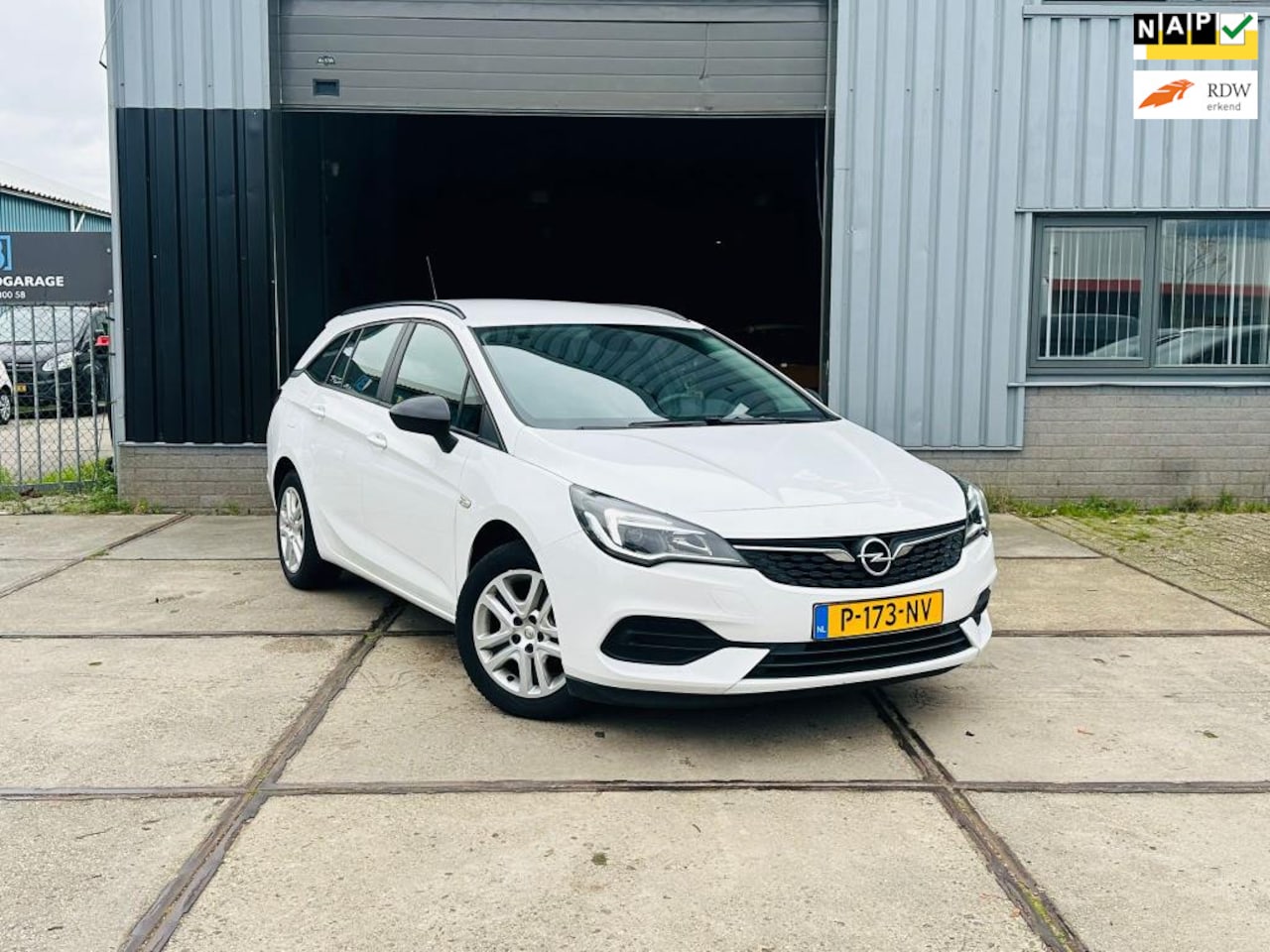 Opel Astra Sports Tourer - 1.2 Elegance(CarPlay+Full Optie+NAP) - AutoWereld.nl