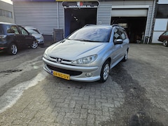 Peugeot 206 SW - 1.6-16V Quiksilver Inruil koopje, Goed rijdende en nette auto, Airco, Electr pakket, Apk 1