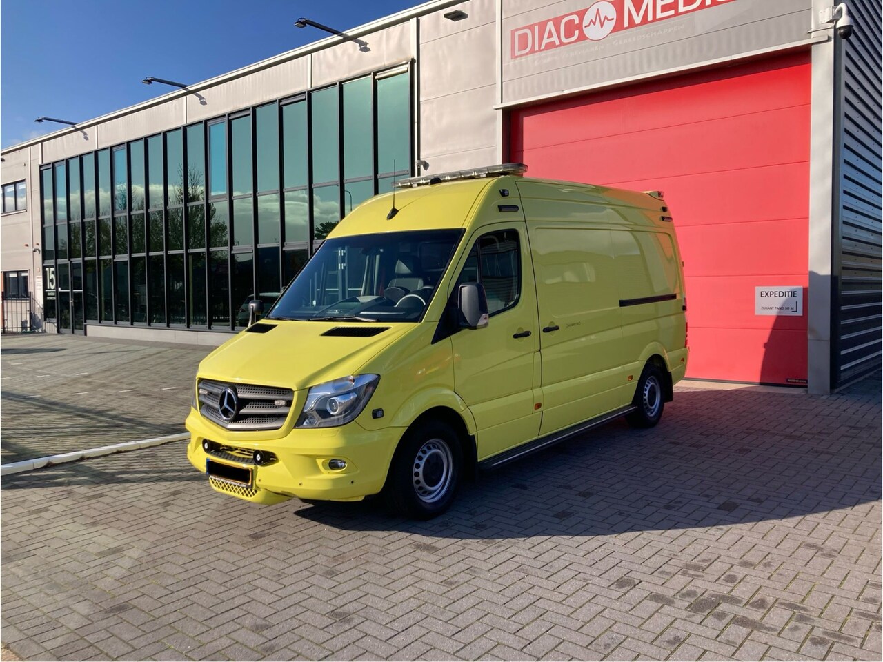 Mercedes-Benz Sprinter - 319 Cdi L2H2 - AutoWereld.nl