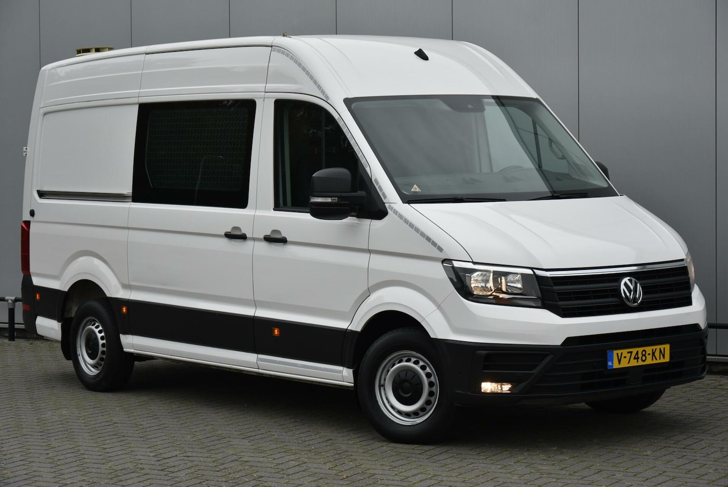 Volkswagen Crafter - Bestel 35 2.0 TDI L3H3 - AutoWereld.nl