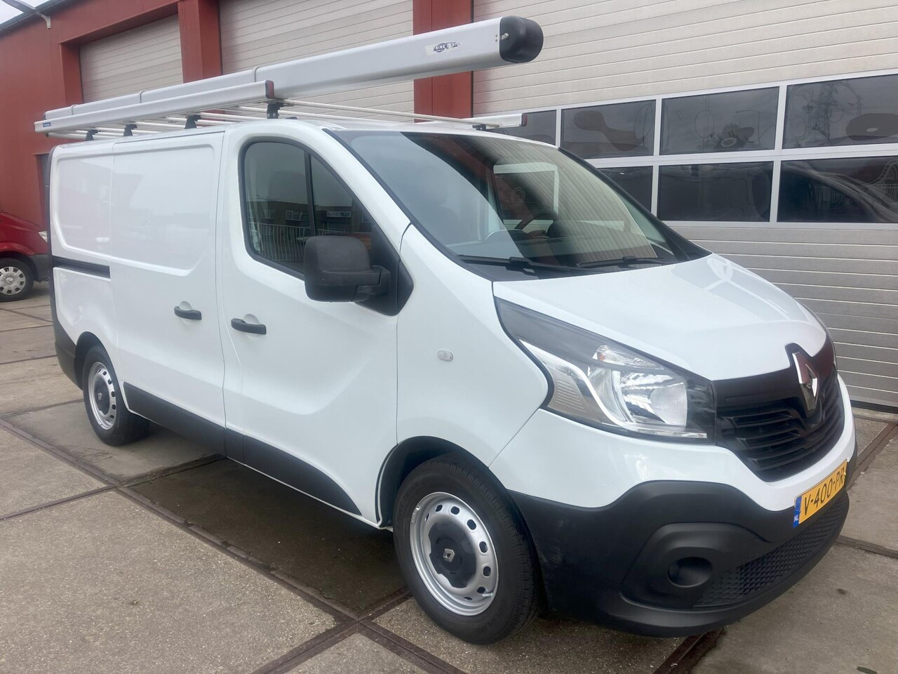 Renault Trafic - 1.6 dCi T27 L1H1 Comfort 1.6 dCi T27 L1H1 Comfort - AutoWereld.nl