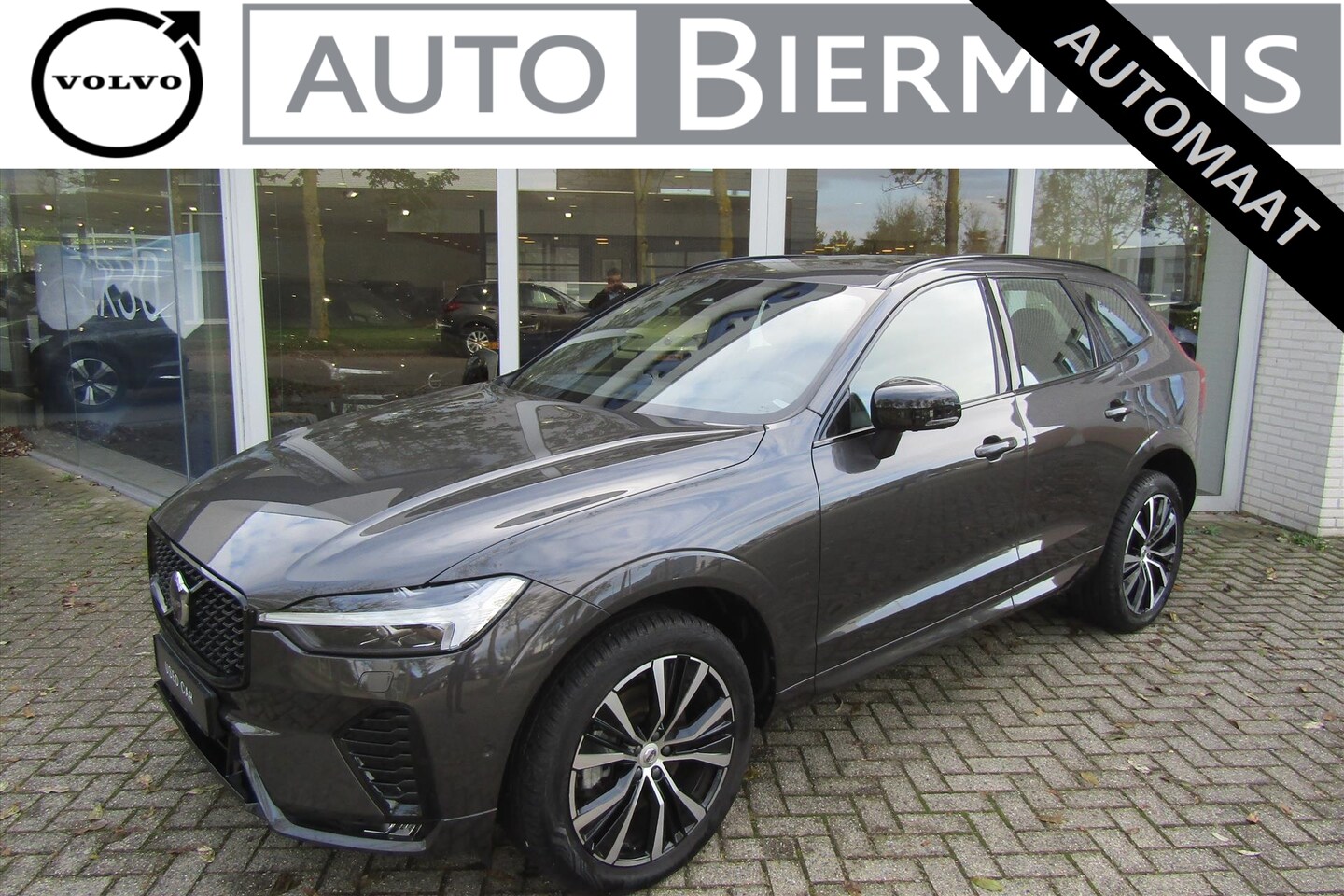 Volvo XC60 - B5 250pk Mild Hybrid Aut Ultimate Dark - AutoWereld.nl