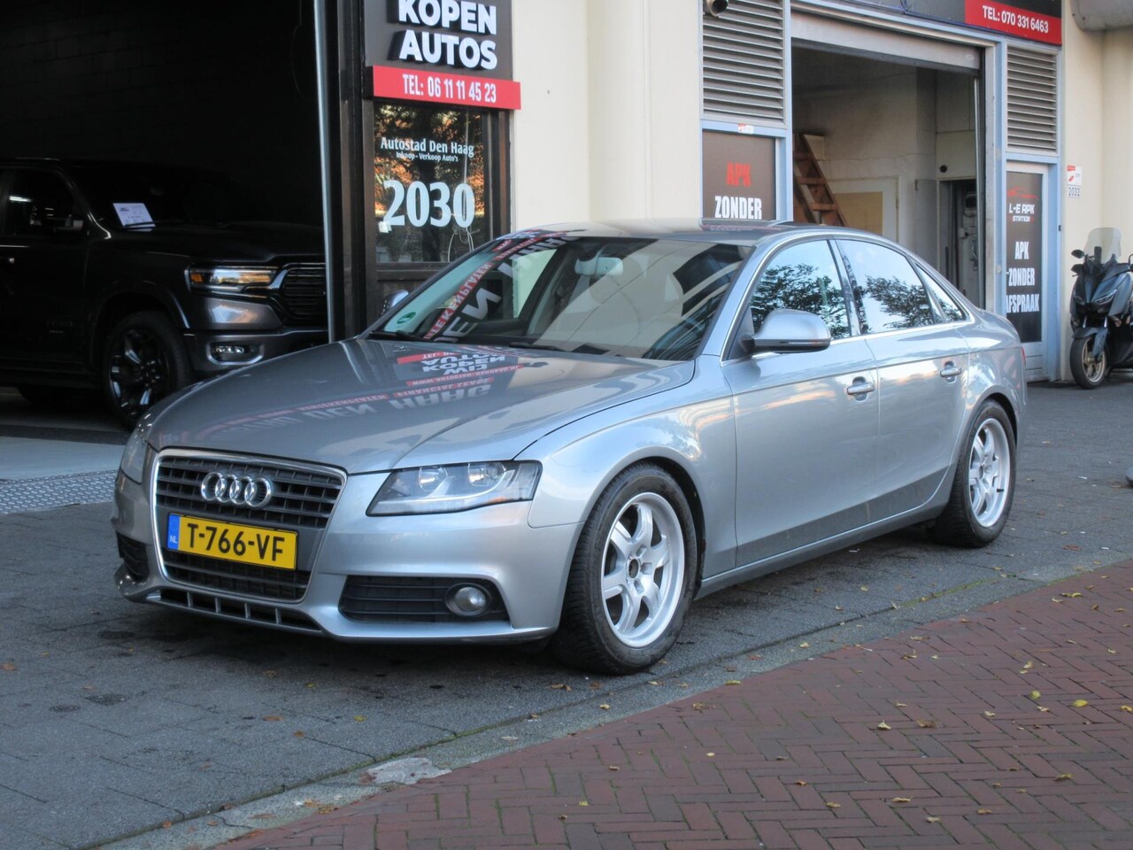 Audi A4 Limousine - 1.8 TFSI Clima Stoelverwarming PDC - AutoWereld.nl