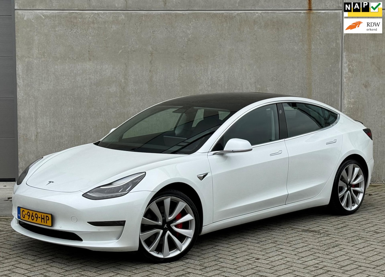 Tesla Model 3 - Performance AWD 75 kWh Wit NAP|20”|AUTOPILOT - AutoWereld.nl