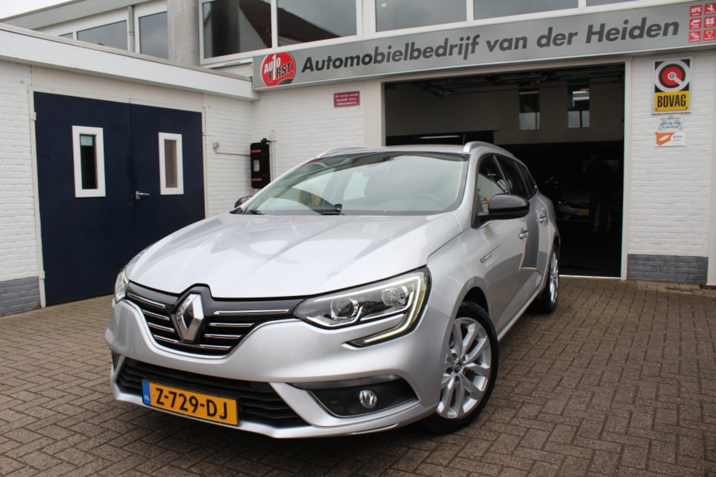 Renault Mégane Estate - 1.3 TCe Limited 1.3 TCe Limited - AutoWereld.nl