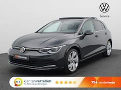 Volkswagen Golf - 1.4 eHybrid Style 204PK DSG Panoramadak, winterpakket, elek. stoel, 18" lichtmetaal