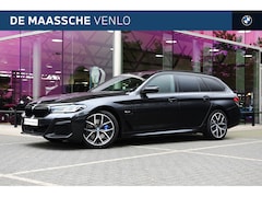 BMW 5-serie Touring - 530e xDrive High Executive M Sport Automaat / Panoramadak / Trekhaak / Stoelventilatie / M