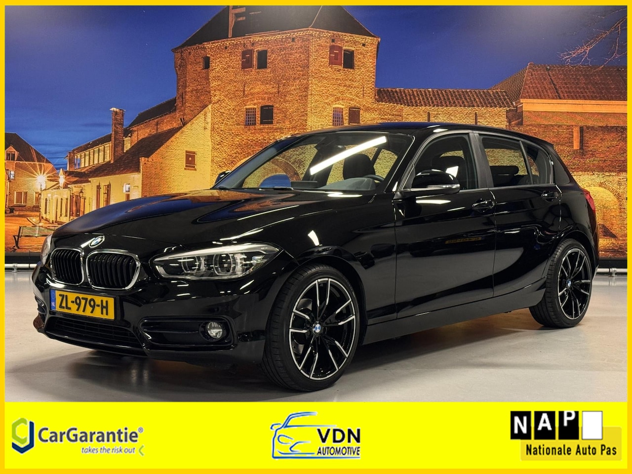 BMW 1-serie - 118i Sport Line Edition Automaat Navi LED PDC - AutoWereld.nl