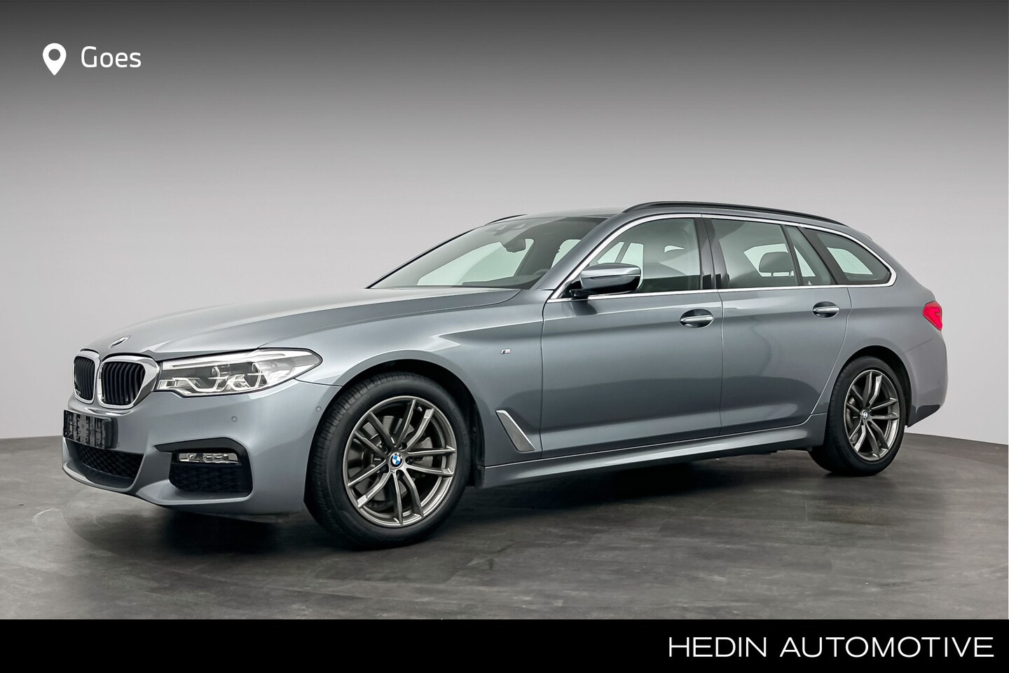 BMW 5-serie Touring - 520i High Executive | M Sportpakket | Sportstoelen voor | Elektrisch verstelbare voorstoel - AutoWereld.nl