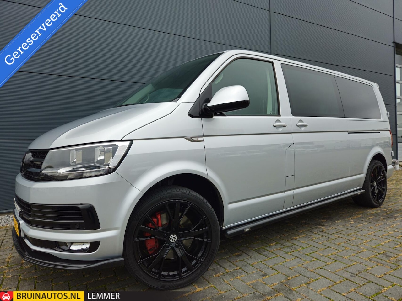 Volkswagen Transporter - 2.0 TDI L2H1DC 4Motion Leer 19 Inch Navi - AutoWereld.nl