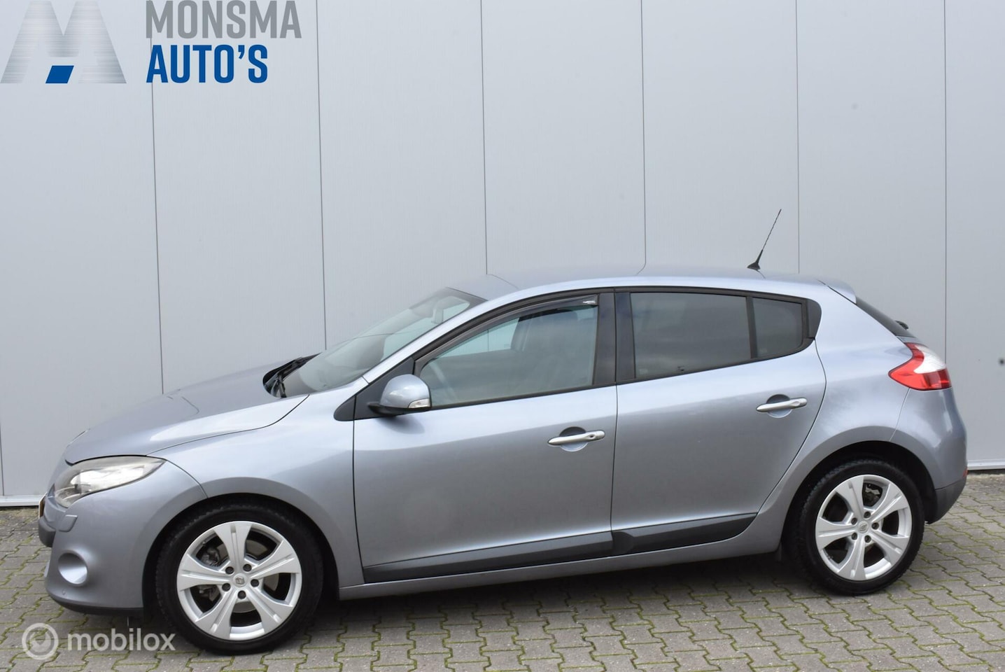 Renault Mégane - 2.0 TCe 180pk Dynamique 2009 Xenon Keyless 17" LMV Clima Cruise Trekhaak Nette auto! - AutoWereld.nl