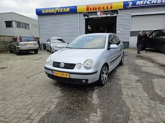 Volkswagen Polo - 1.2-12V Highline Goed rijdende en nette sportieve auto, Airco, Electr pakket, Apk 03-10-20