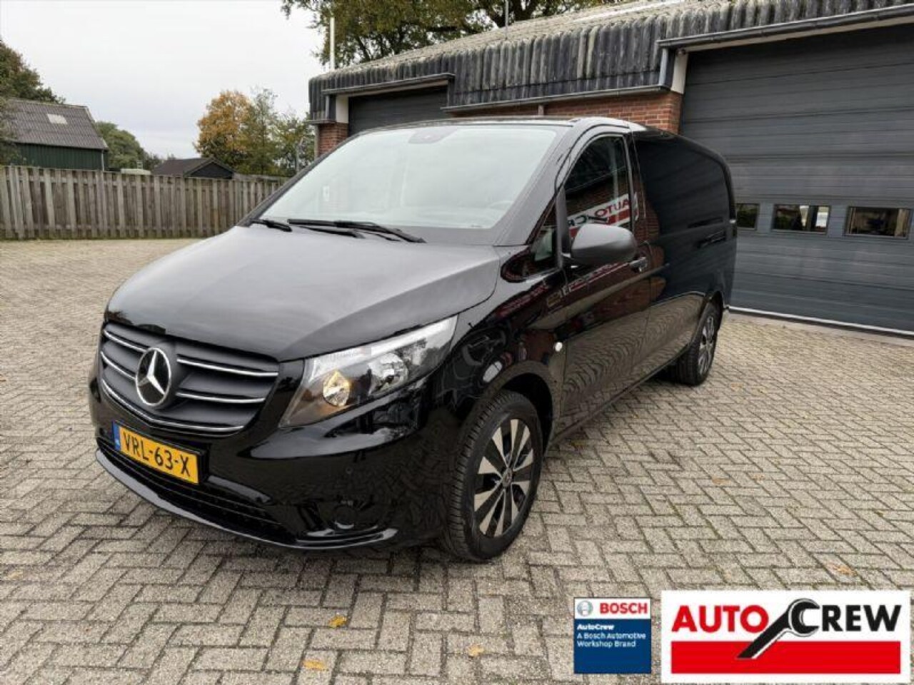 Mercedes-Benz Vito - 114 CDI Aut. 3-Zits Navi Camera Leer Trekhaak - AutoWereld.nl