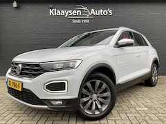 Volkswagen T-Roc - 1.5 TSI 150 pk Sport | 1e eigenaar | dealer onderh. | panoramadak | apple carplay | wit me