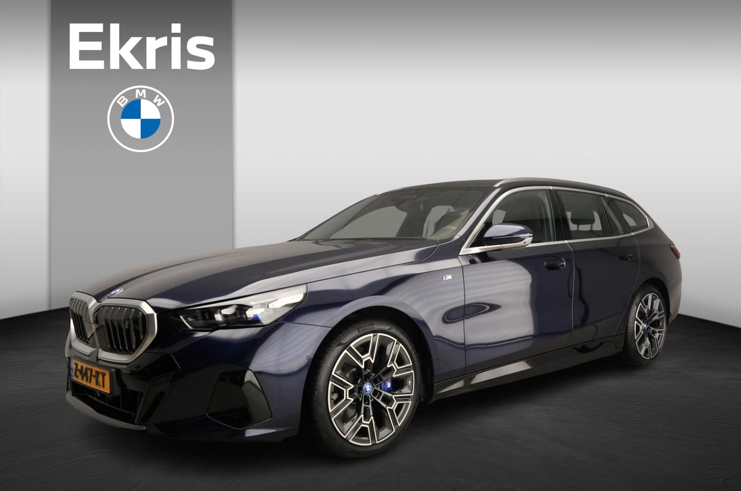 BMW i5 Touring - eDrive40 | M-Sportpakket | LED | Leder | HUD | Schuifdak | Keyles go | DAB | Bowers & Wilk - AutoWereld.nl