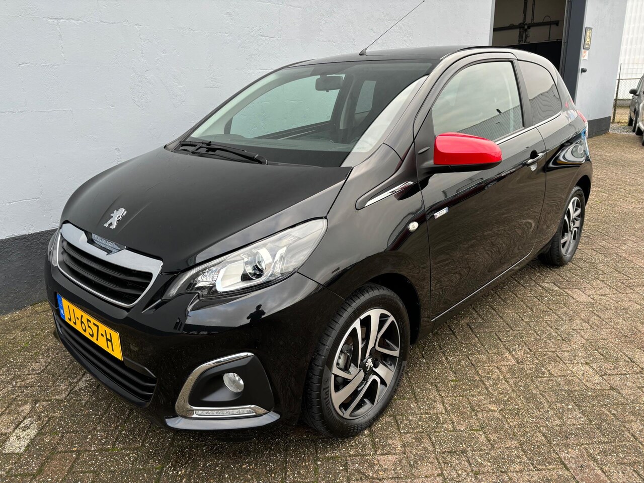 Peugeot 108 - 1.0 e-VTi Envy - Airco - Cruise Control - AutoWereld.nl