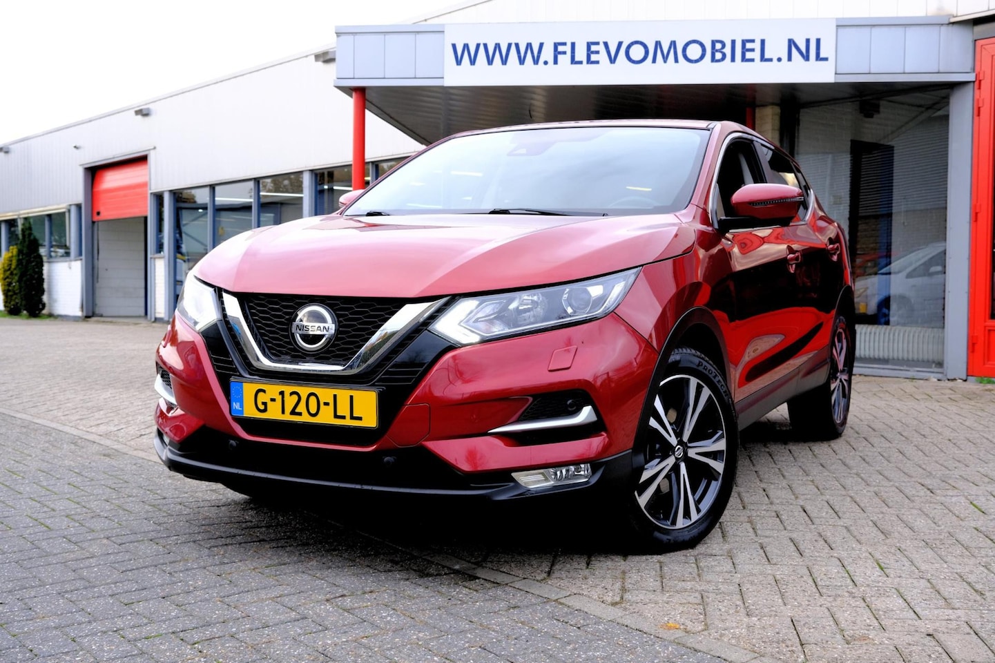 Nissan Qashqai - 1.3 159pk DIG-T N-Connecta Aut. Navi|Clima|Cam|LMV - AutoWereld.nl