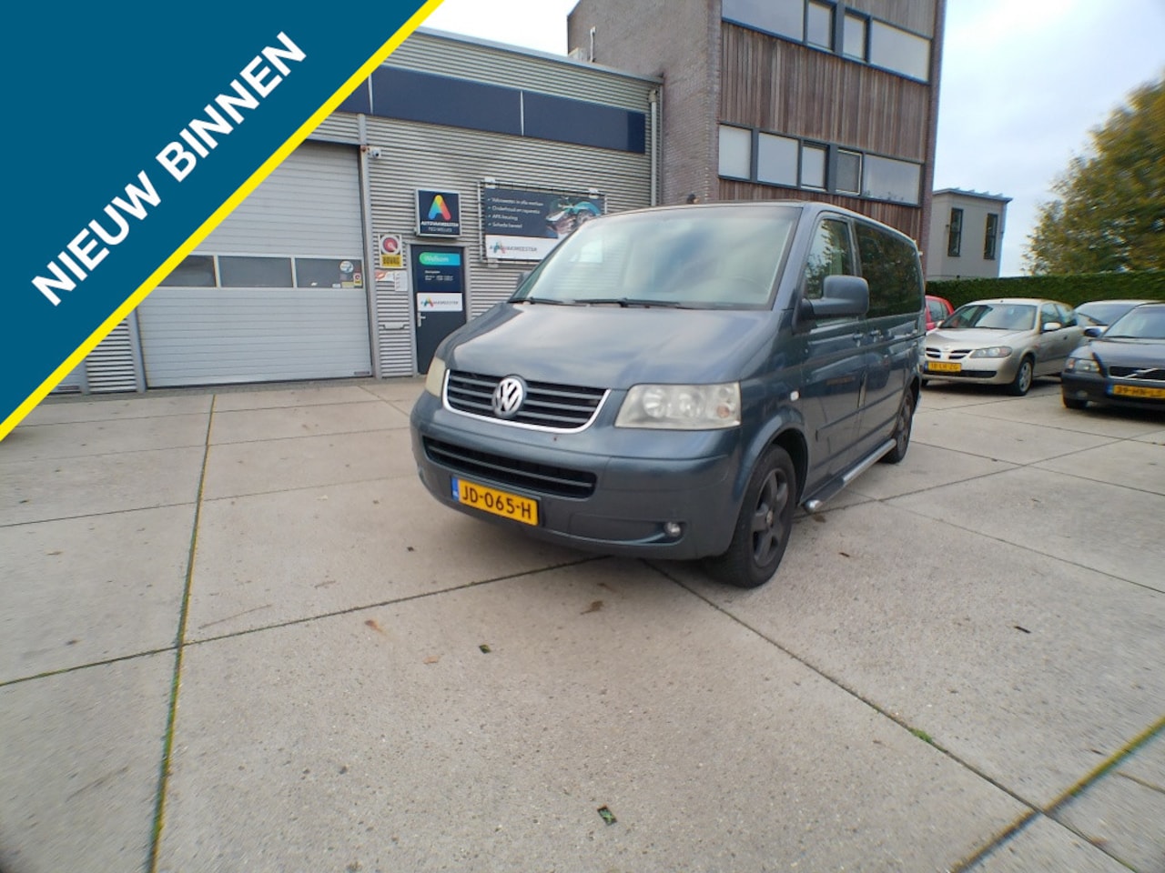 Volkswagen Transporter Multivan - 2.5 TDI Highline 2.5 TDI Highline - AutoWereld.nl