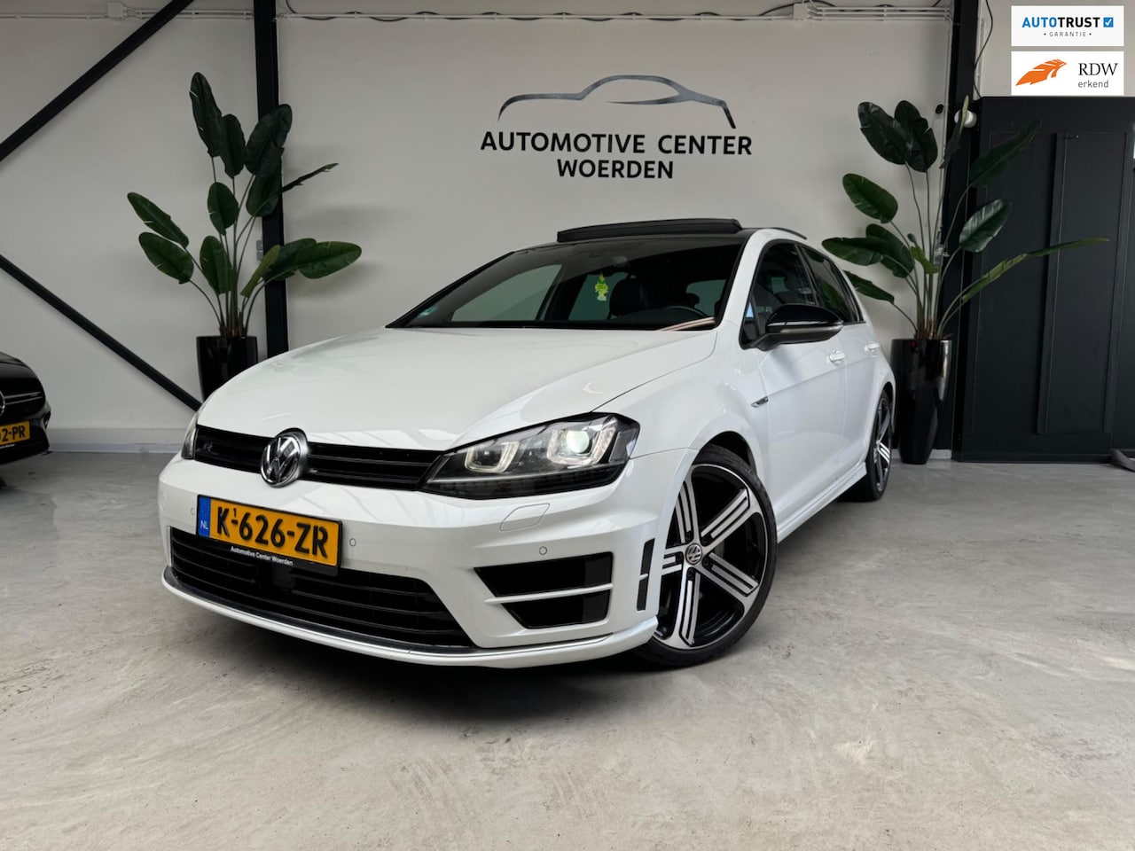 Volkswagen Golf - 2.0 TSI R ABT 370PK 4Motion - AutoWereld.nl